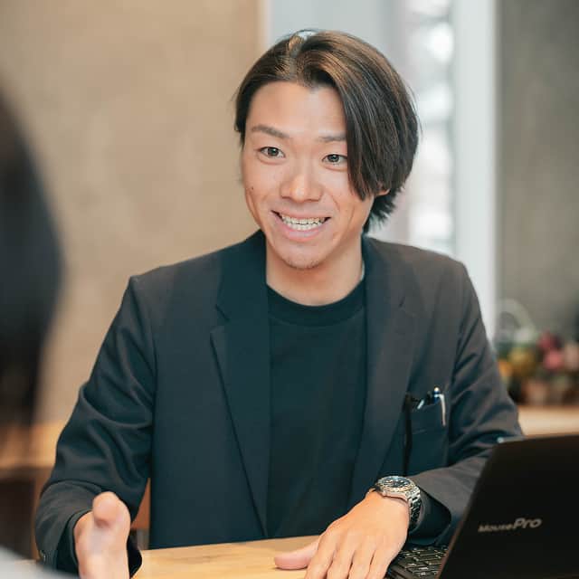 金井　奎介