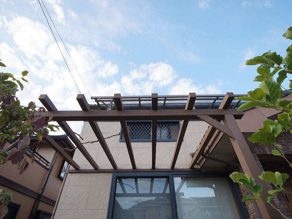 Shiawaseya-パーゴラ