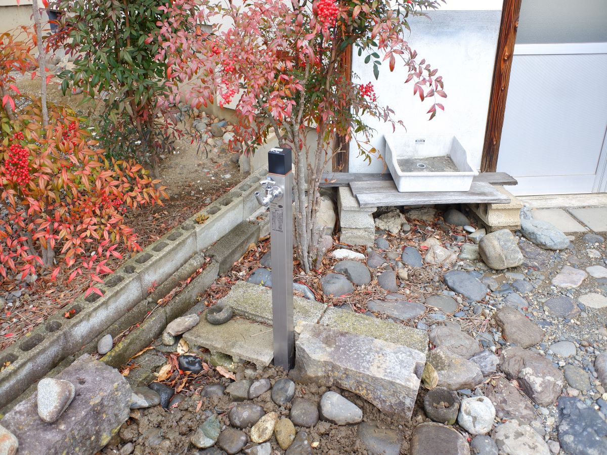 Shiawaseya-外部水道の交換　　リフォーム事例