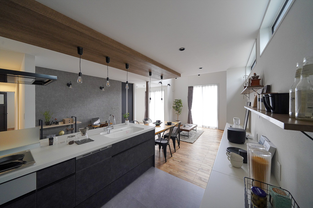 家事動線とデザインにこだわった　長野市の平屋の家　4